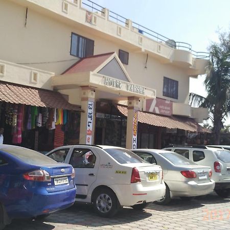 Hotel Varsha هامبي المظهر الخارجي الصورة